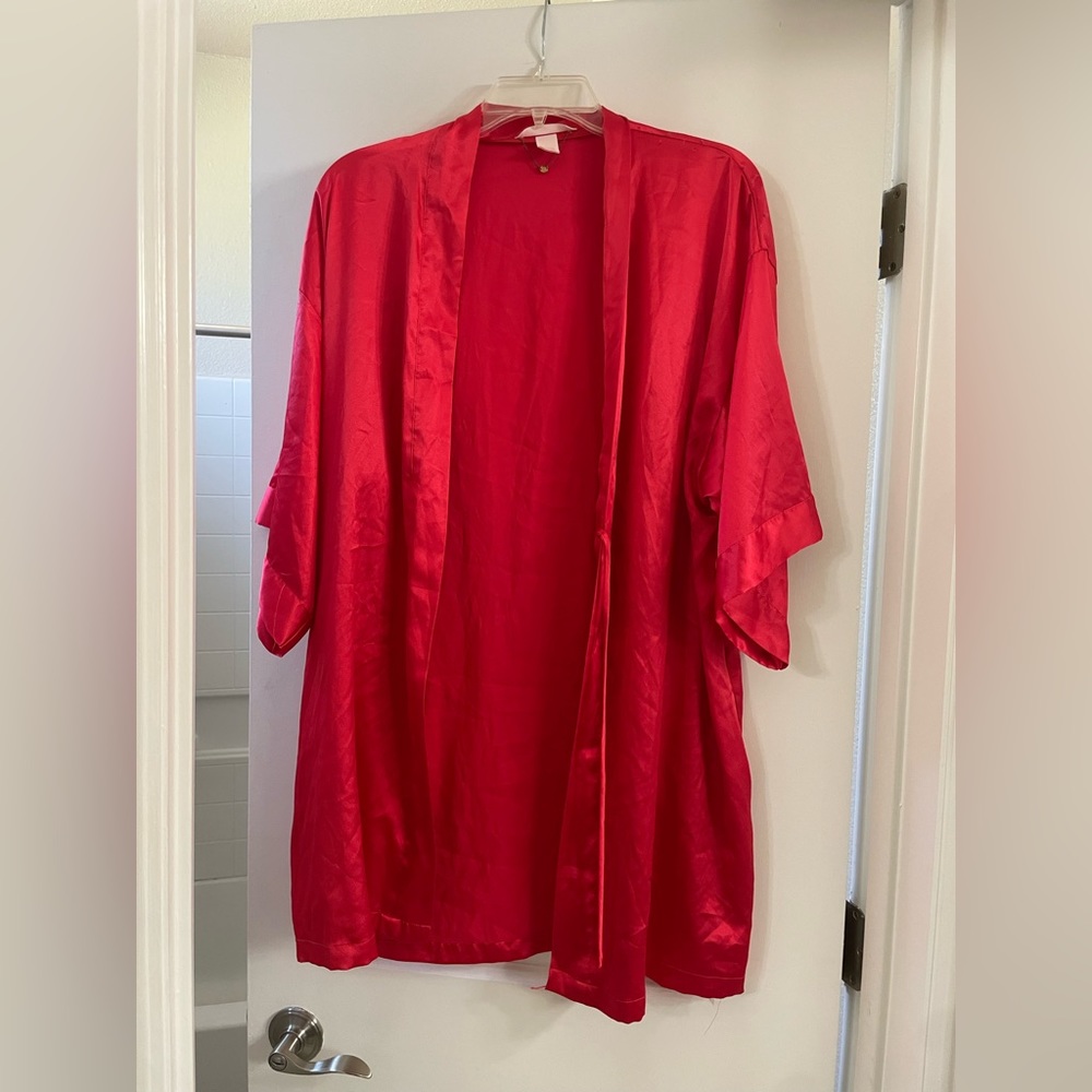 Victoria’s Secret robe small